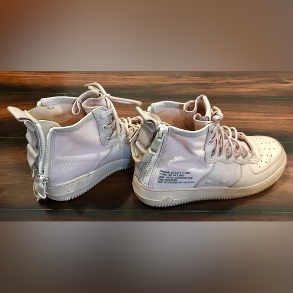 Nike Pastel Urban Utility SF Air Force 1 Mid Goddess of Victory Sneakers - 7Y - Picture 7 of 12